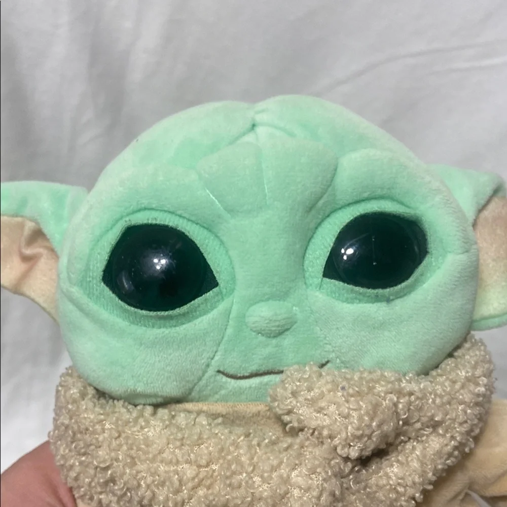 Star Wars GroguThe Mandalorian Green and Tan Plush Toy with Oversized Eyes